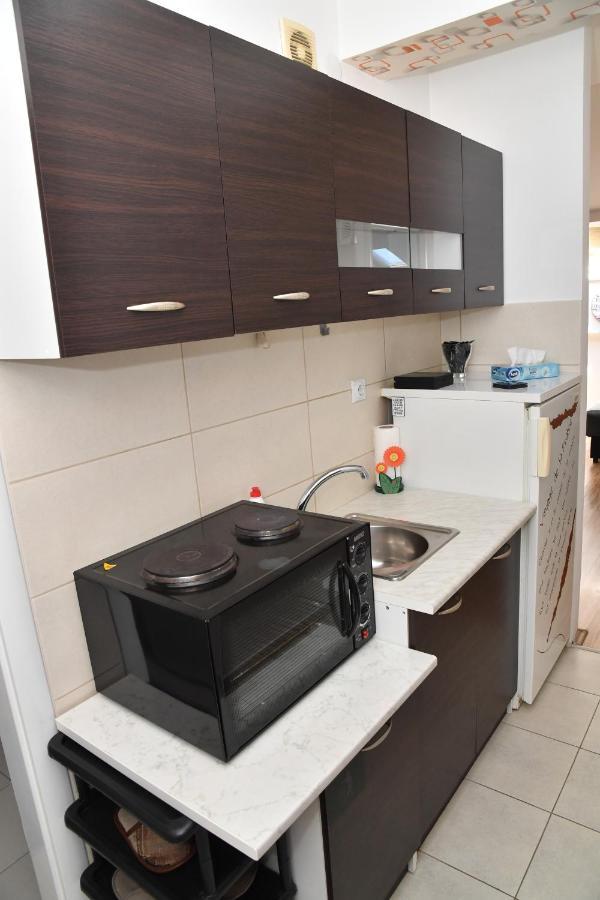 Stan Na Dan Apartment Nis Luaran gambar